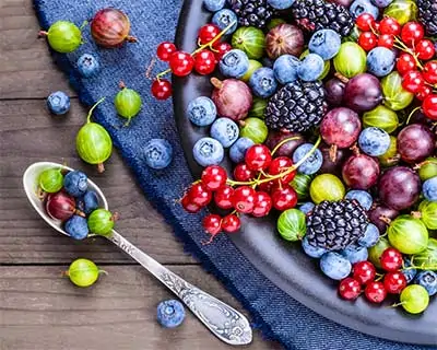 antioxidant-rich berries