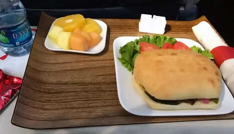 vegan airline food