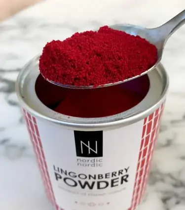 raw lingonberry powder