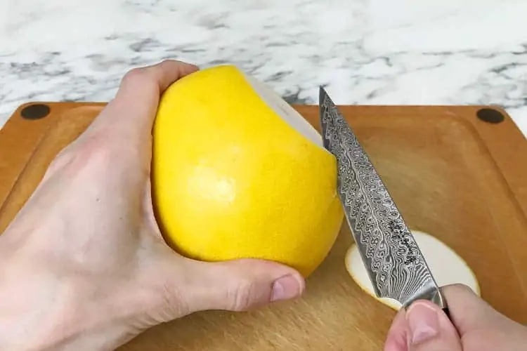 how to cut open a pomelo with knife