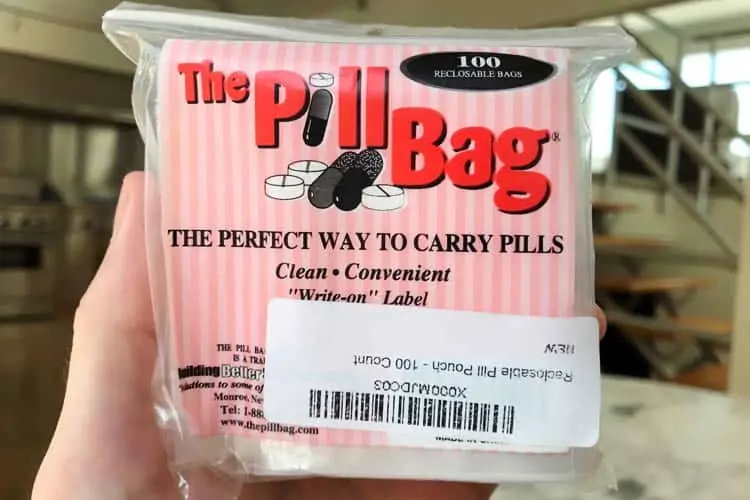 https://superfoodly.com/wp-content/uploads/2018/05/the-pill-bag.jpg